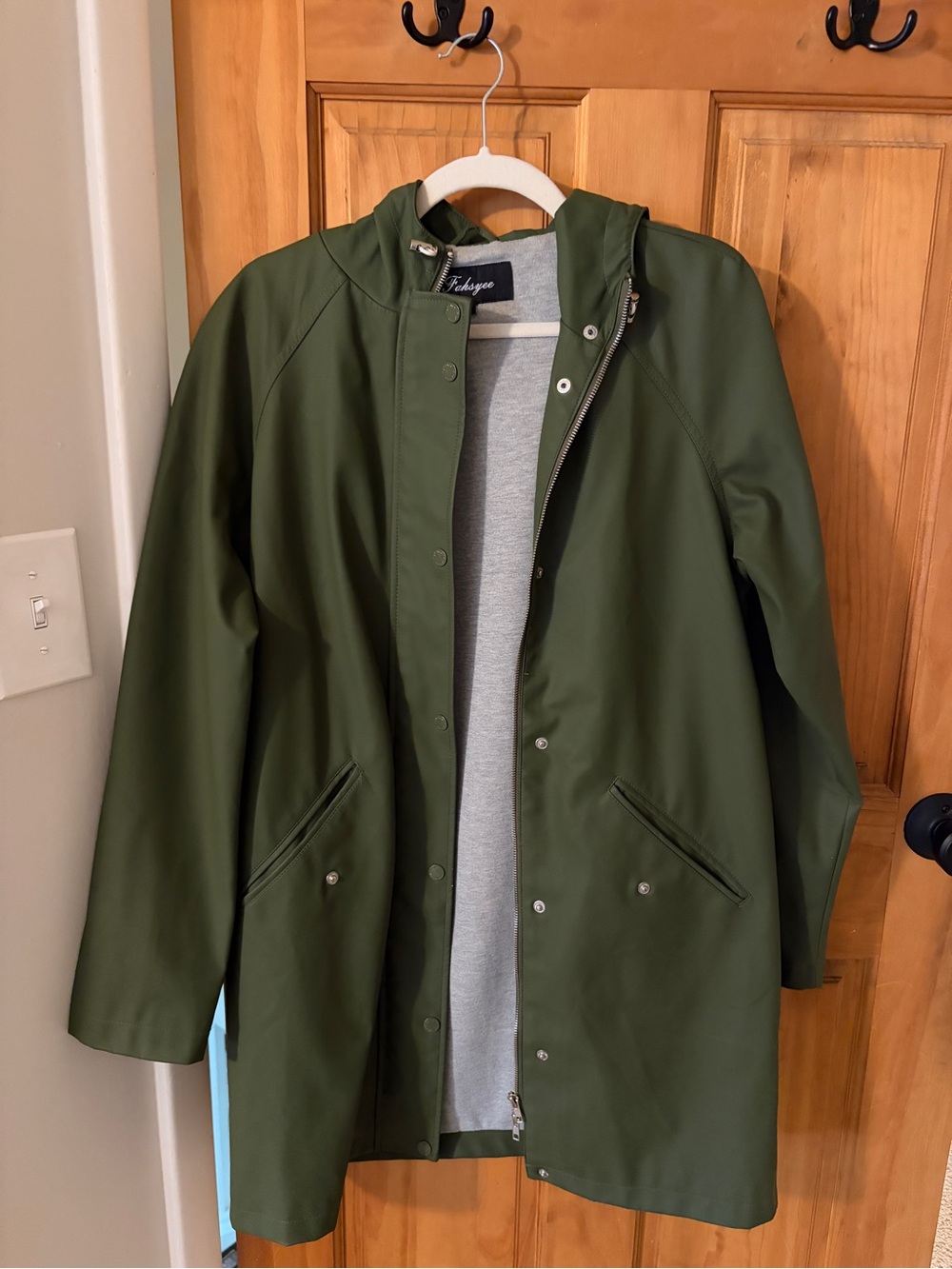Olive Green Women’s Hooded Raincoat